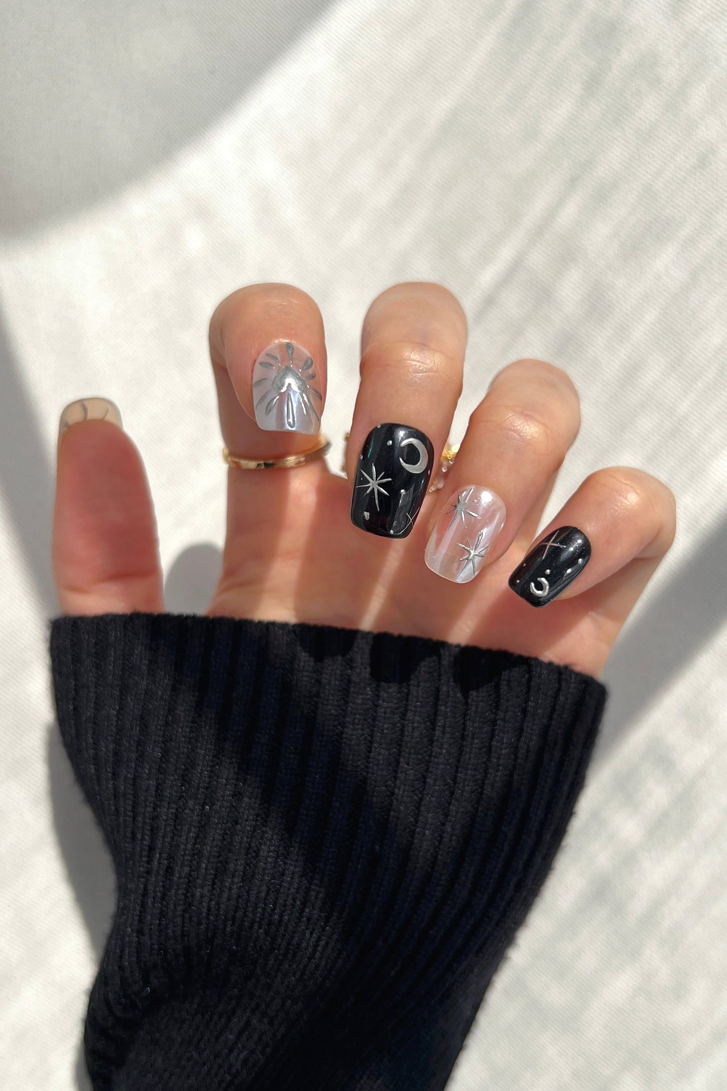 Monochrome Eclipse | Pro Handmade Gel Nails-4
