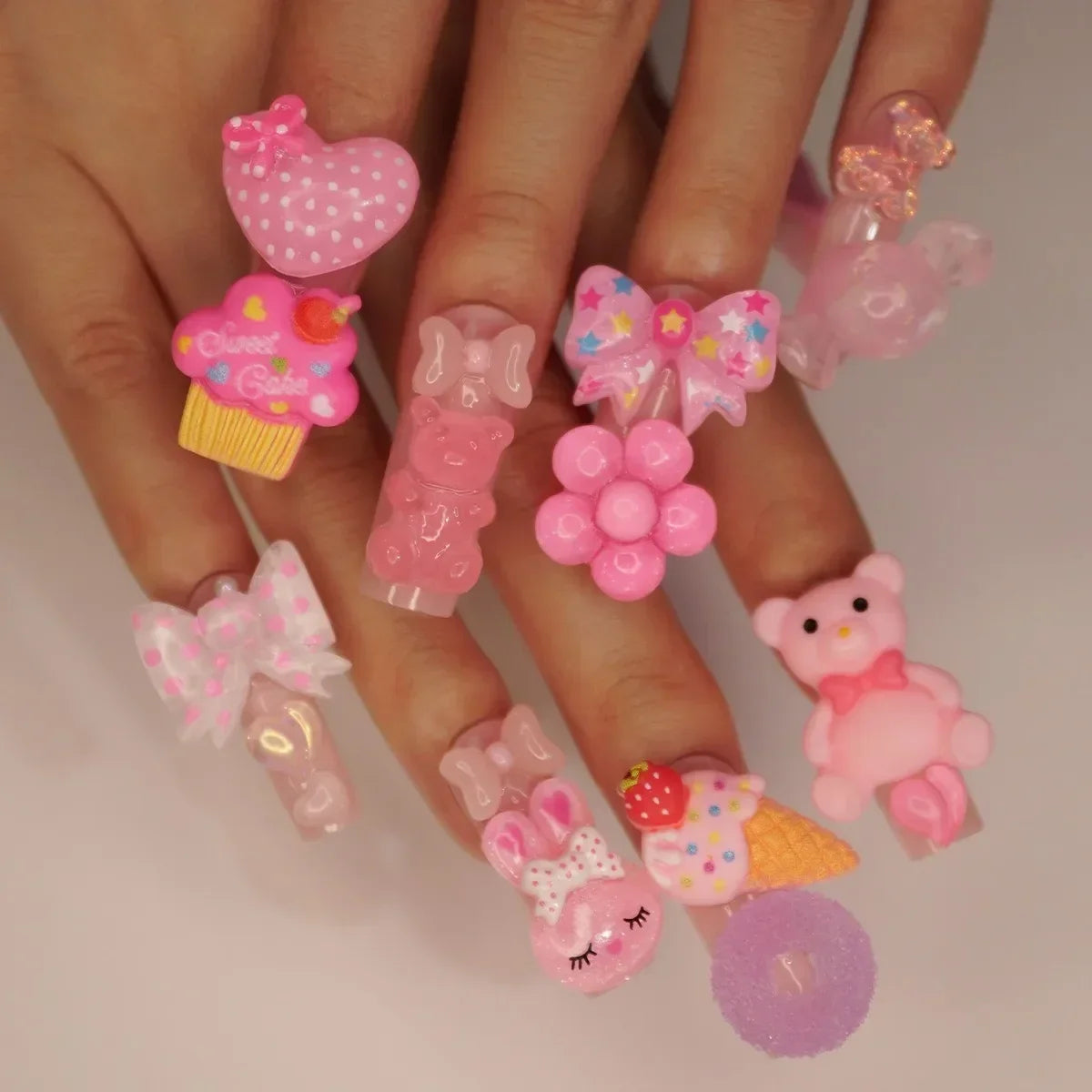 Strawberry & Bear Themed Fake Nails-1