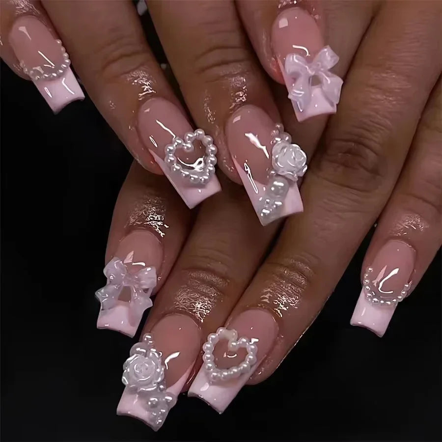Strawberry & Bear Themed Fake Nails-8