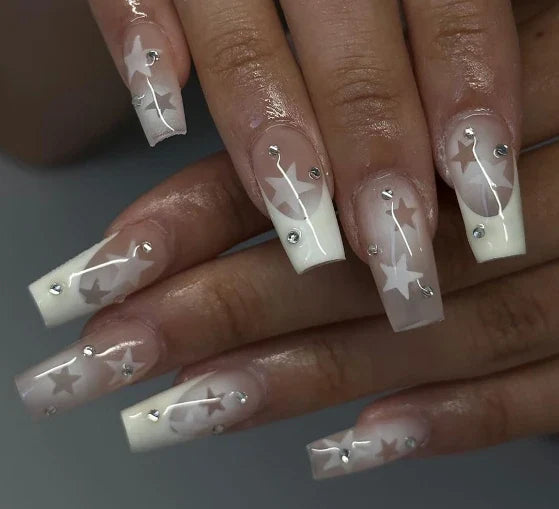Strawberry & Bear Themed Fake Nails-14
