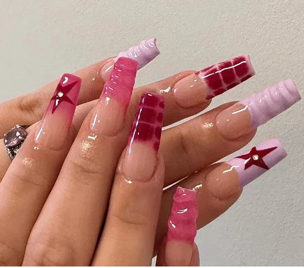 Strawberry & Bear Themed Fake Nails-16