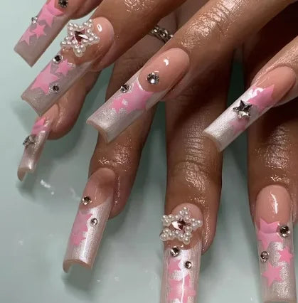 Strawberry & Bear Themed Fake Nails-19