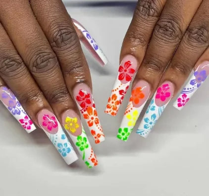 Strawberry & Bear Themed Fake Nails-22
