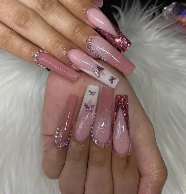 Strawberry & Bear Themed Fake Nails-27